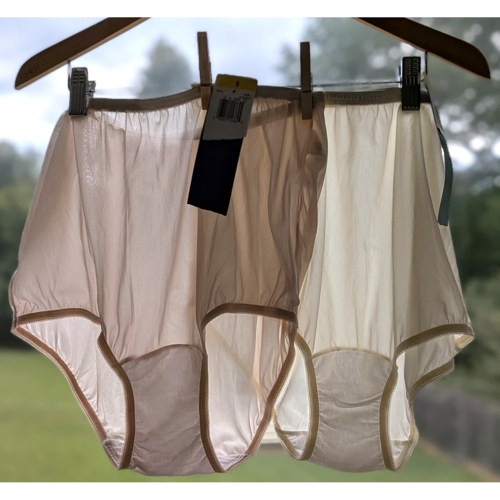 NWT SEMI-SHEER LOT2💋Vtg VANITY FAIR Nylon Mushroom Gusset Panties 6 Granny Sexy